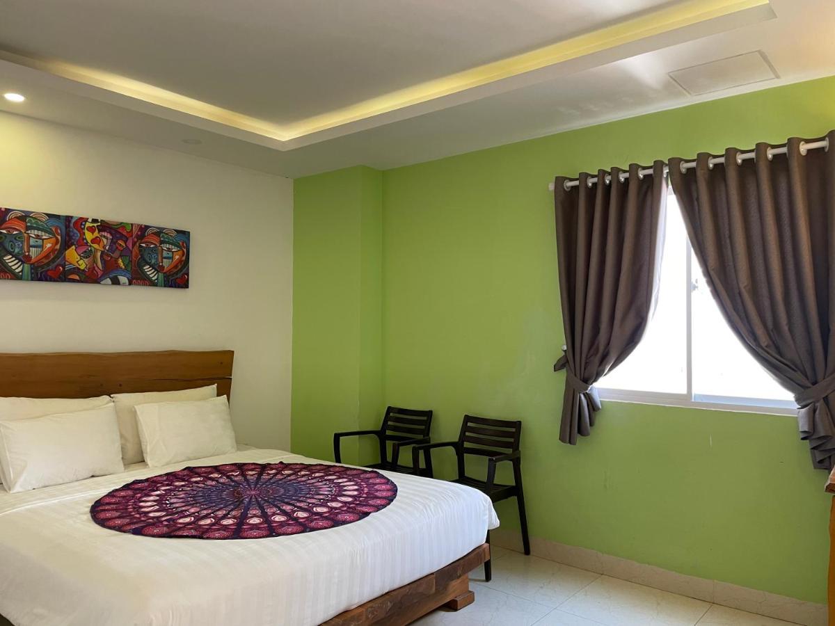 บูทิก โฮเต็ล ลาวิลลา Hotel ญาจาง ภายนอก รูปภาพ