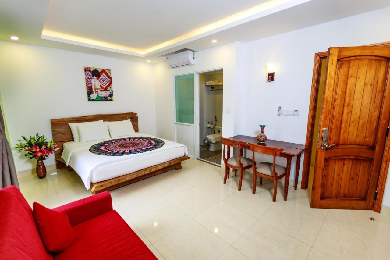 บูทิก โฮเต็ล ลาวิลลา Hotel ญาจาง ภายนอก รูปภาพ